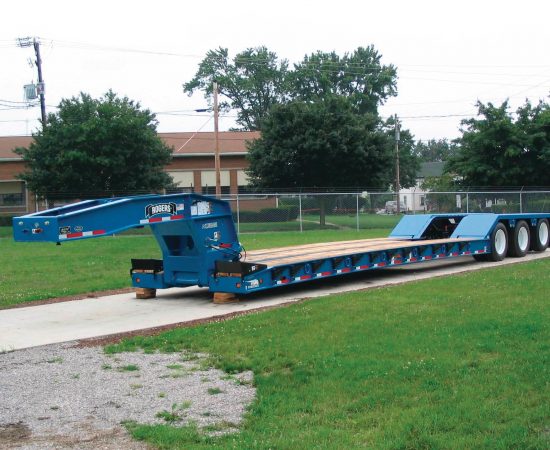 lowboytrailers_10084695